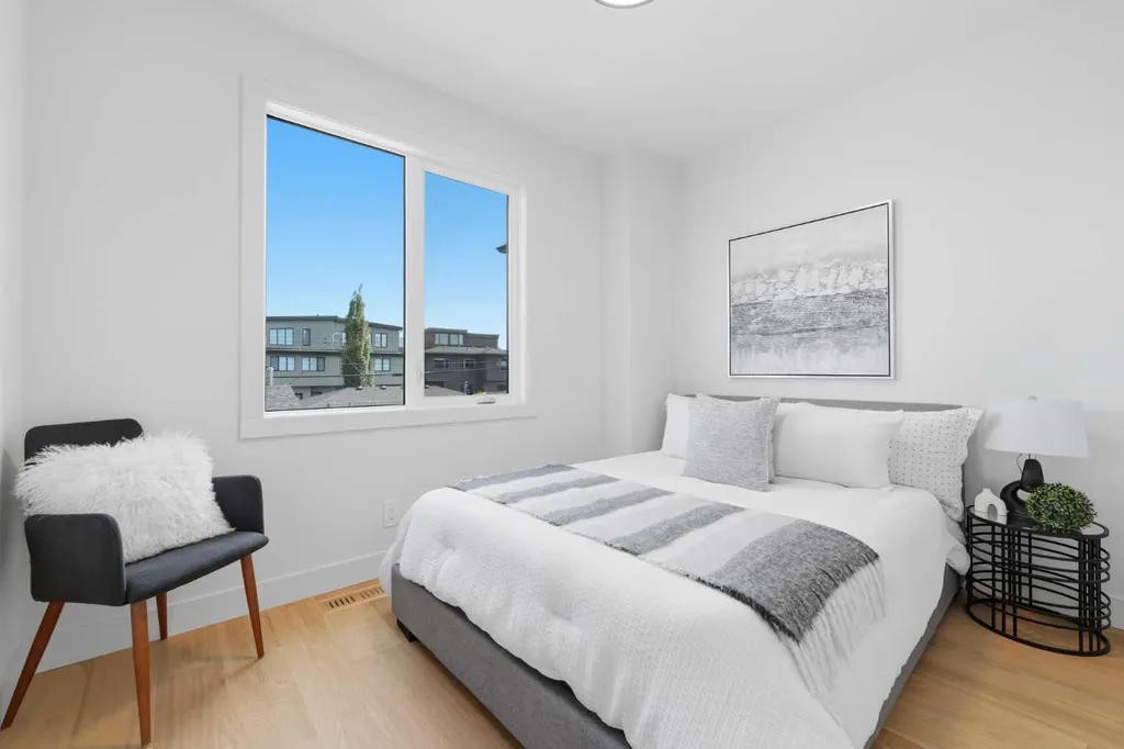 2233 2 Avenue NW Calgary AB T2N 0H1