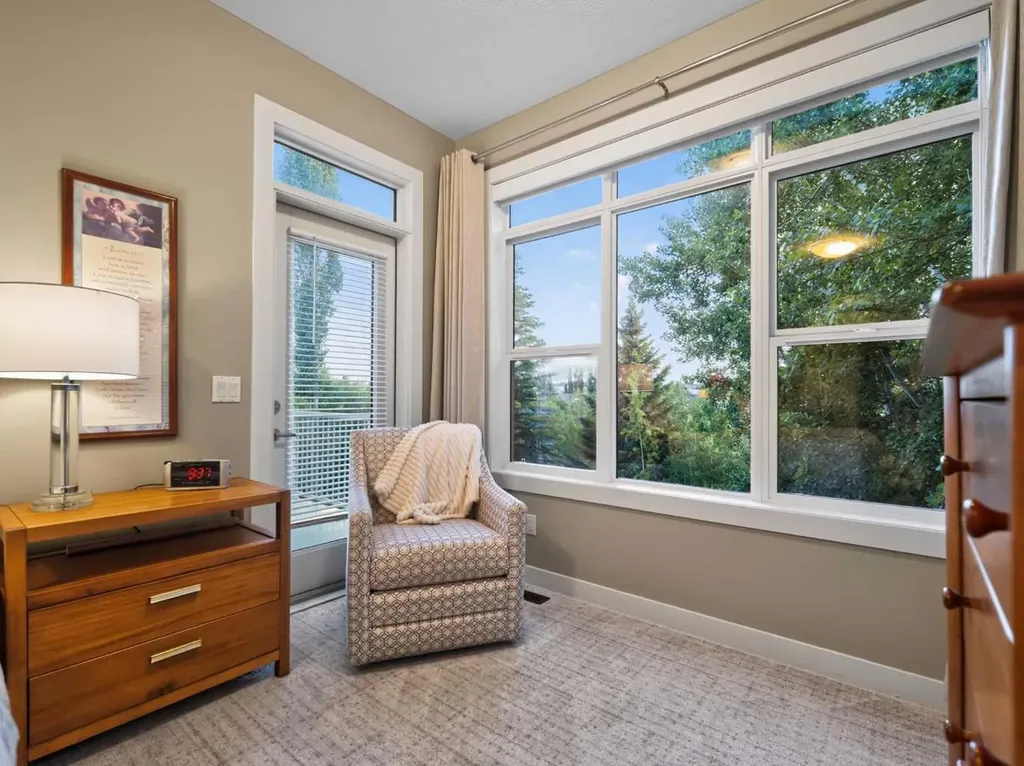 623 Tuscany Springs Boulevard NW Calgary AB T3L 2Y2