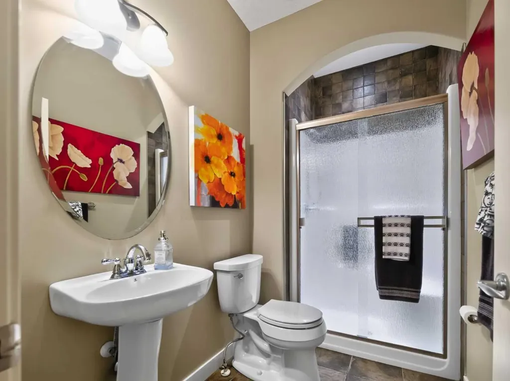 623 Tuscany Springs Boulevard NW Calgary AB T3L 2Y2
