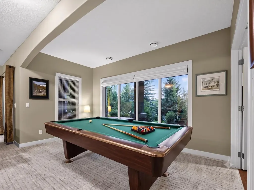 623 Tuscany Springs Boulevard NW Calgary AB T3L 2Y2