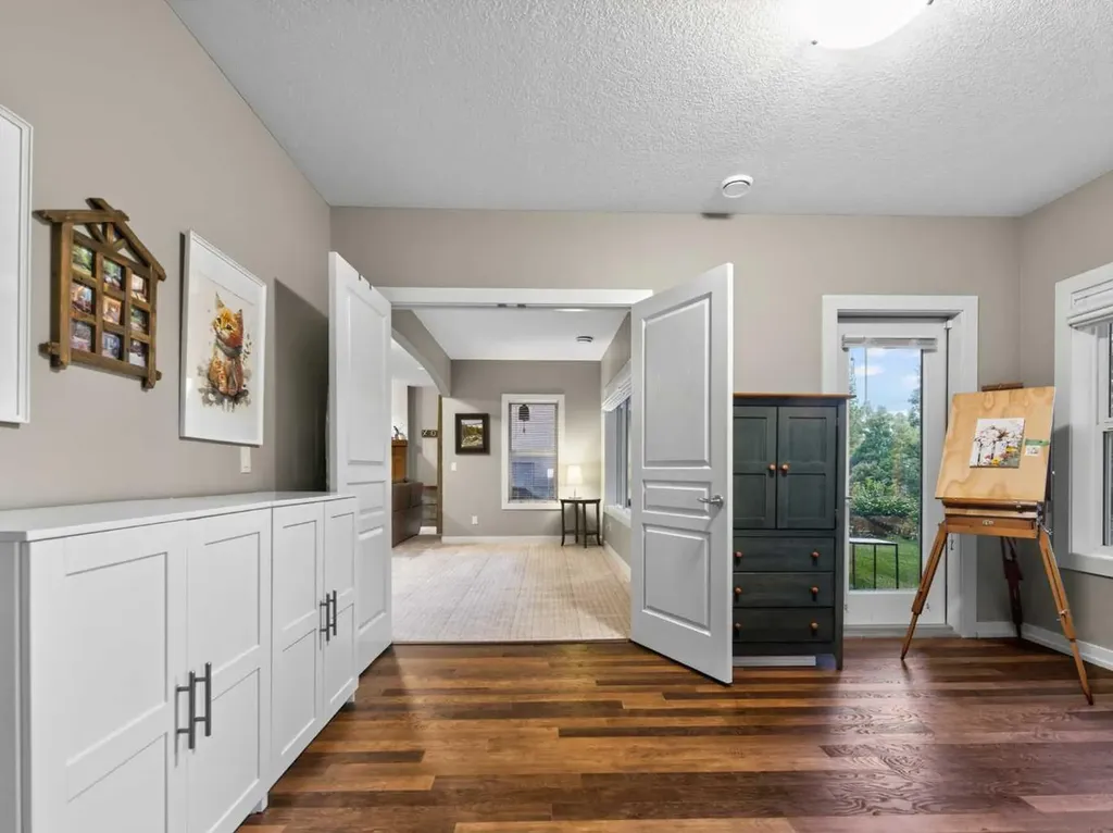 623 Tuscany Springs Boulevard NW Calgary AB T3L 2Y2
