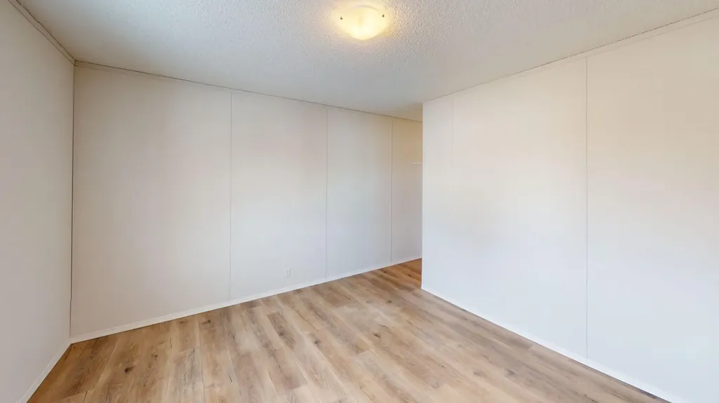 831 2 Avenue Bassano AB T0J0B0