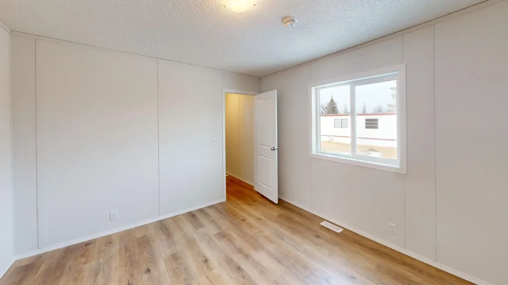 831 2 Avenue Bassano AB T0J0B0