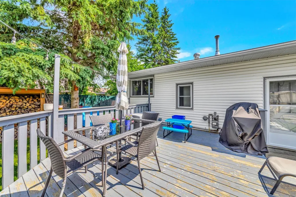 3012 52 Avenue Lloydminster AB T9V 1P5