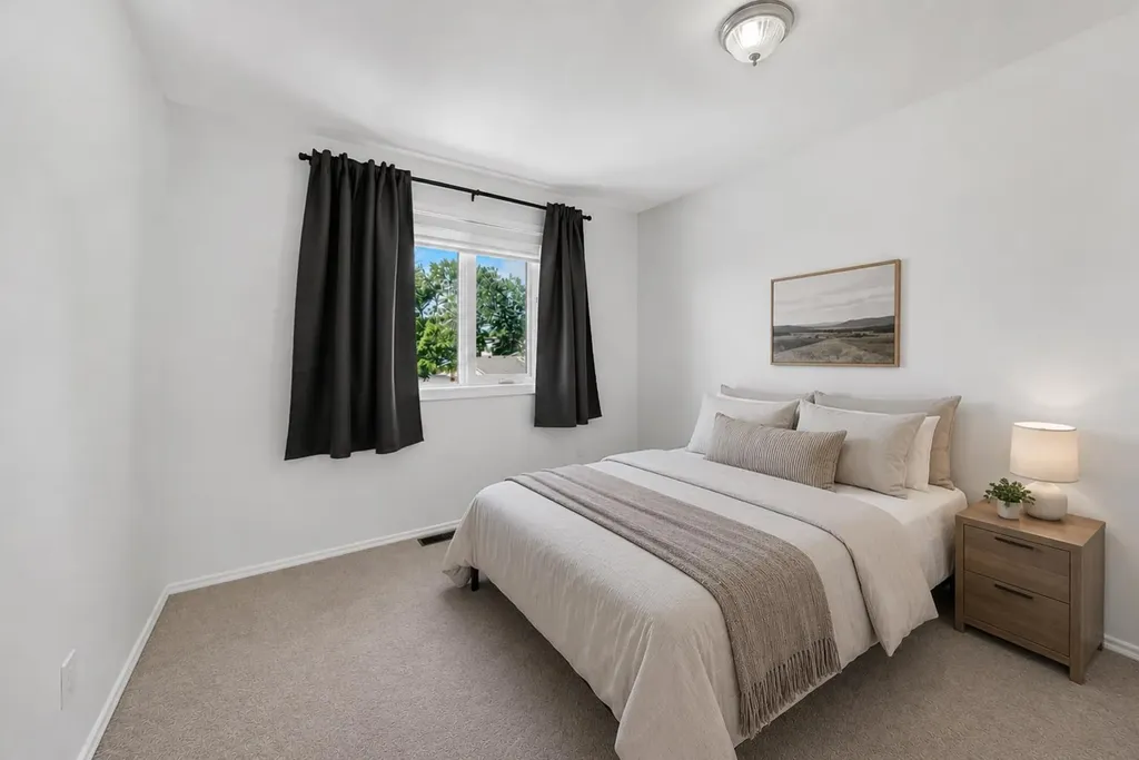 31 Ranchridge Way NW Calgary AB T3G 1Z8