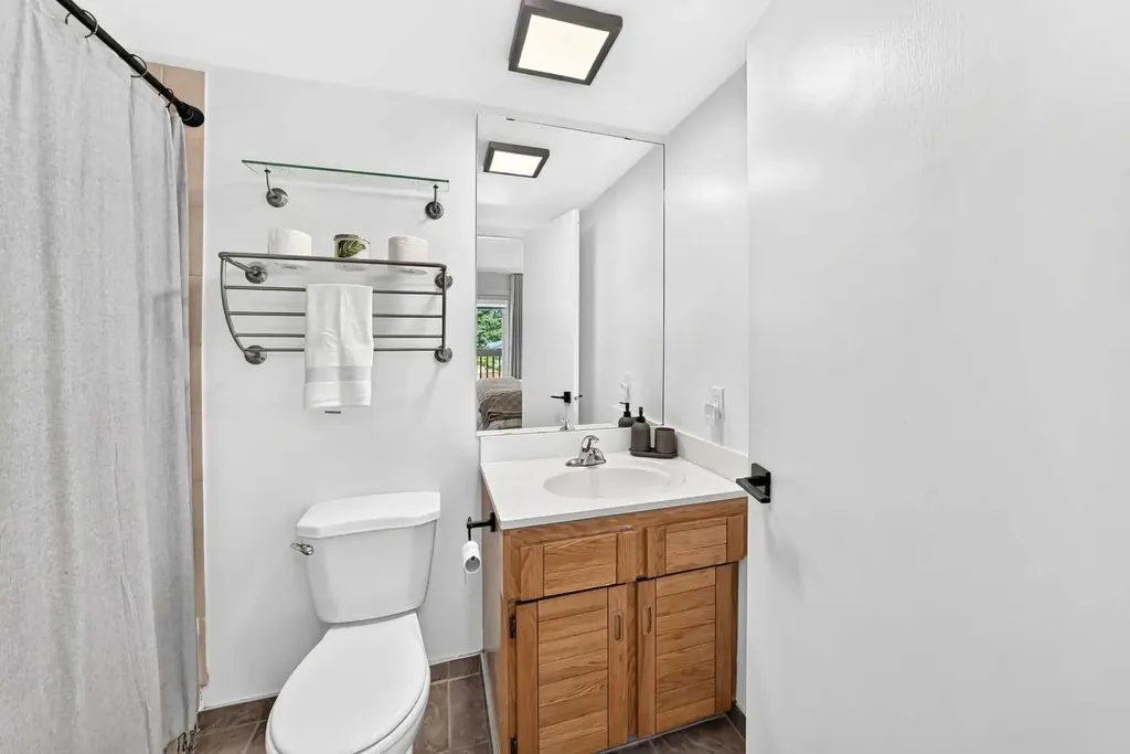31 Ranchridge Way NW Calgary AB T3G 1Z8