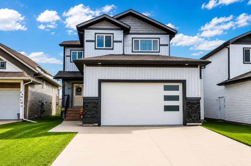 8841 85 A Avenue Grande Prairie AB t8x 0r5