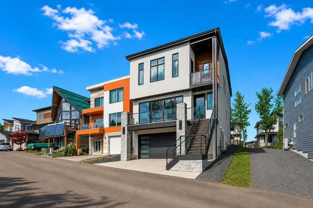 49 Rockhaven Green NW Calgary AB T3G 5H3