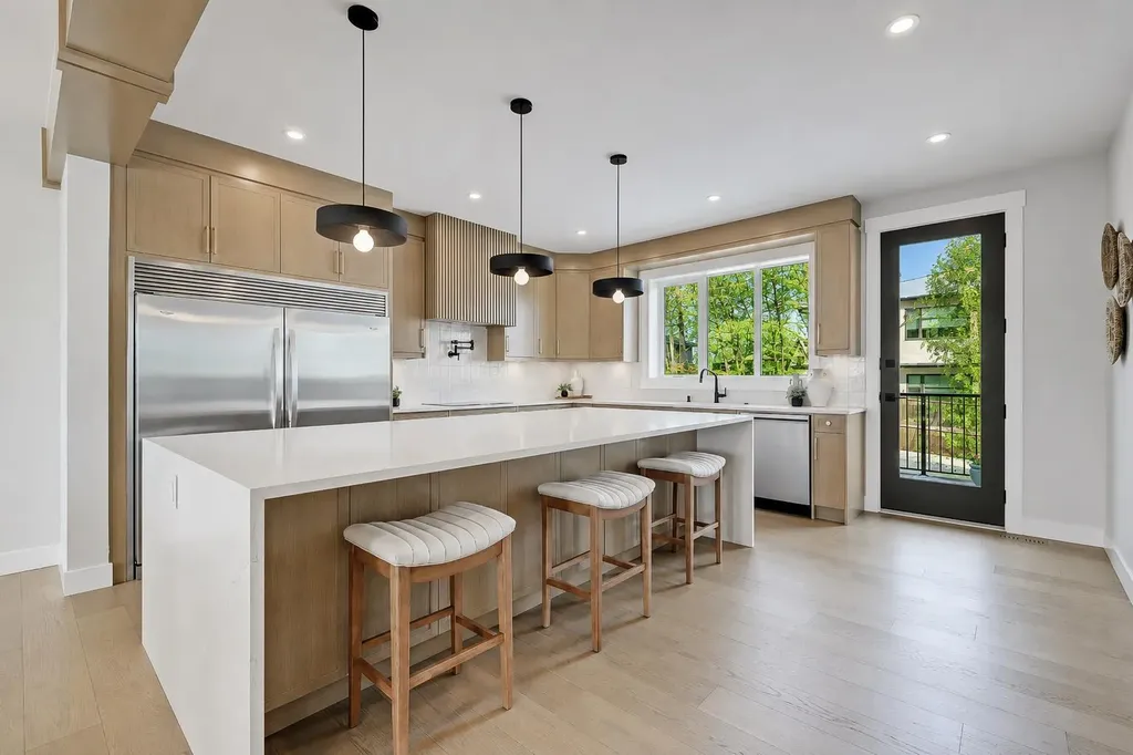 49 Rockhaven Green NW Calgary AB T3G 5H3