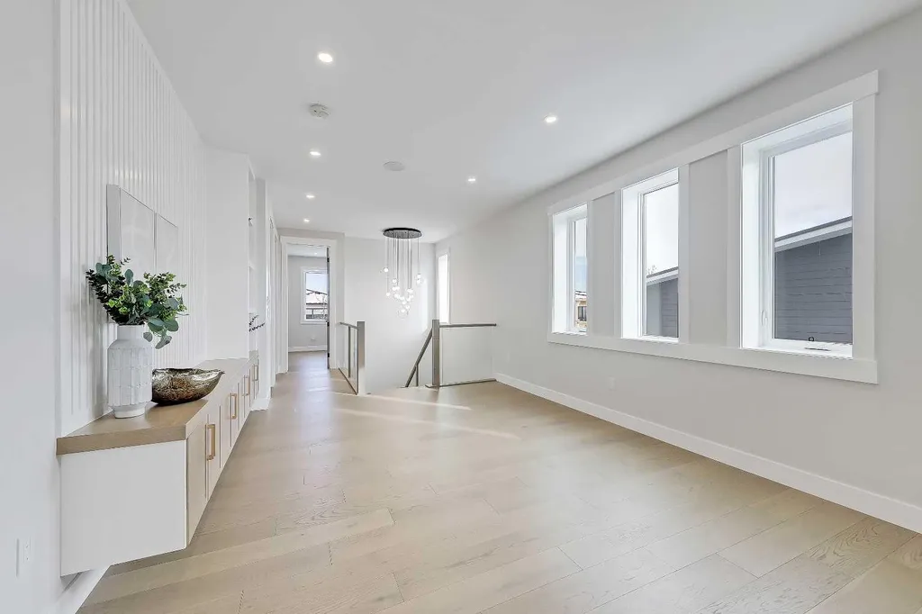 49 Rockhaven Green NW Calgary AB T3G 5H3