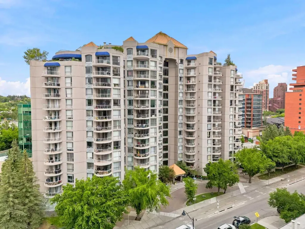 804 3 Avenue SW Calgary AB T2P 0G9
