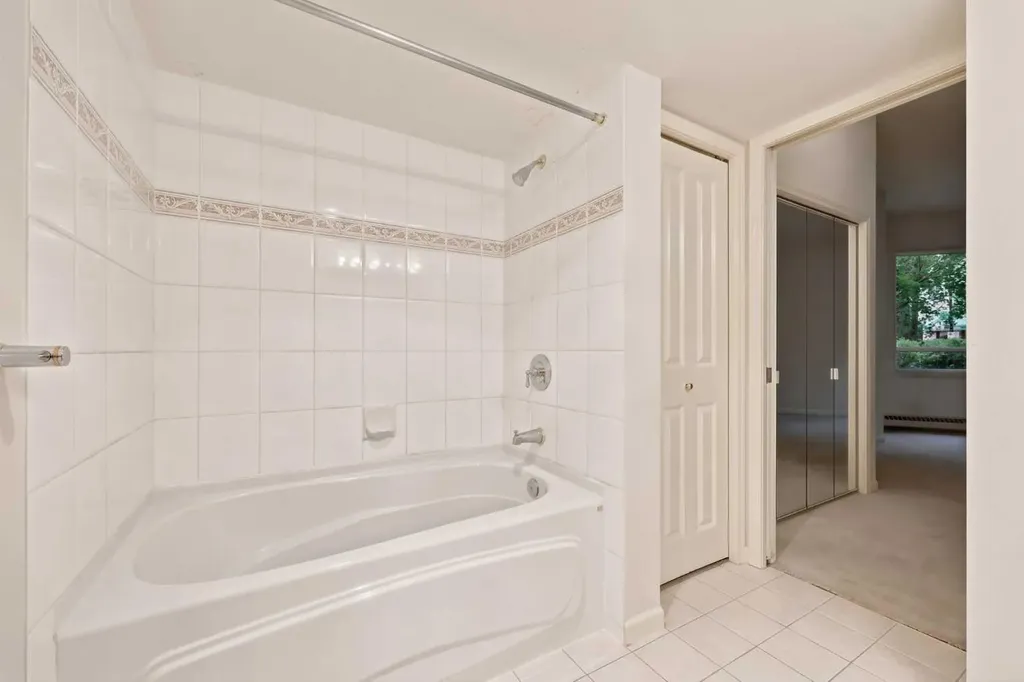 804 3 Avenue SW Calgary AB T2P 0G9
