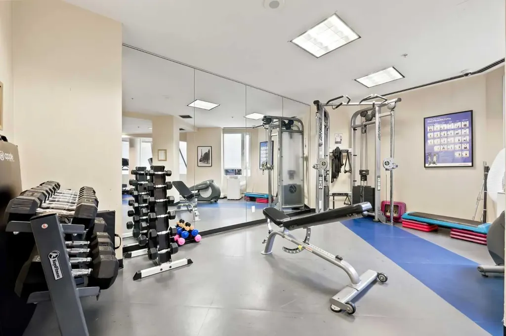804 3 Avenue SW Calgary AB T2P 0G9