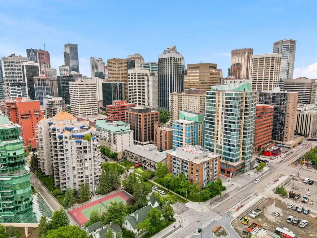 804 3 Avenue SW Calgary AB T2P 0G9