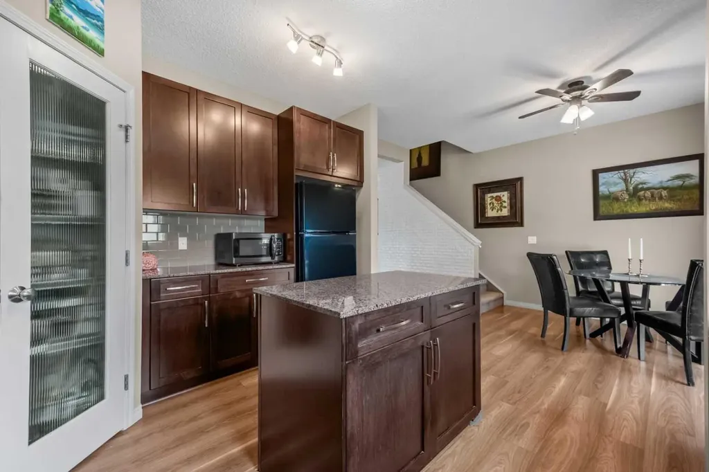 116 Drake Landing Loop Okotoks AB T1S 0H4