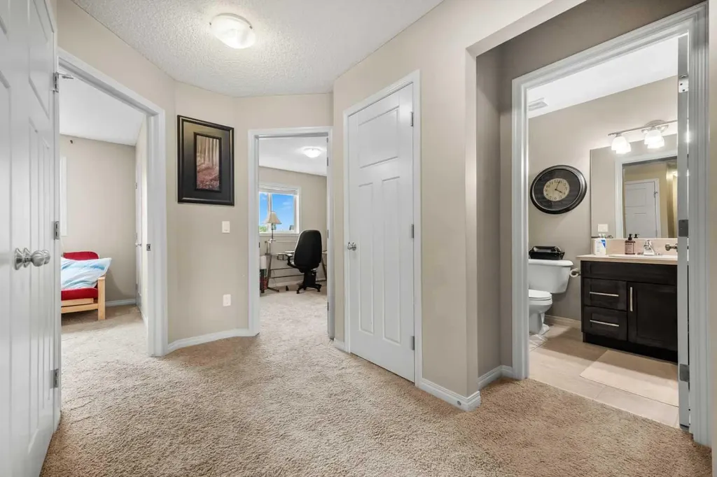 116 Drake Landing Loop Okotoks AB T1S 0H4