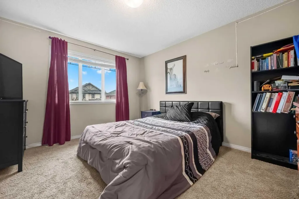 116 Drake Landing Loop Okotoks AB T1S 0H4