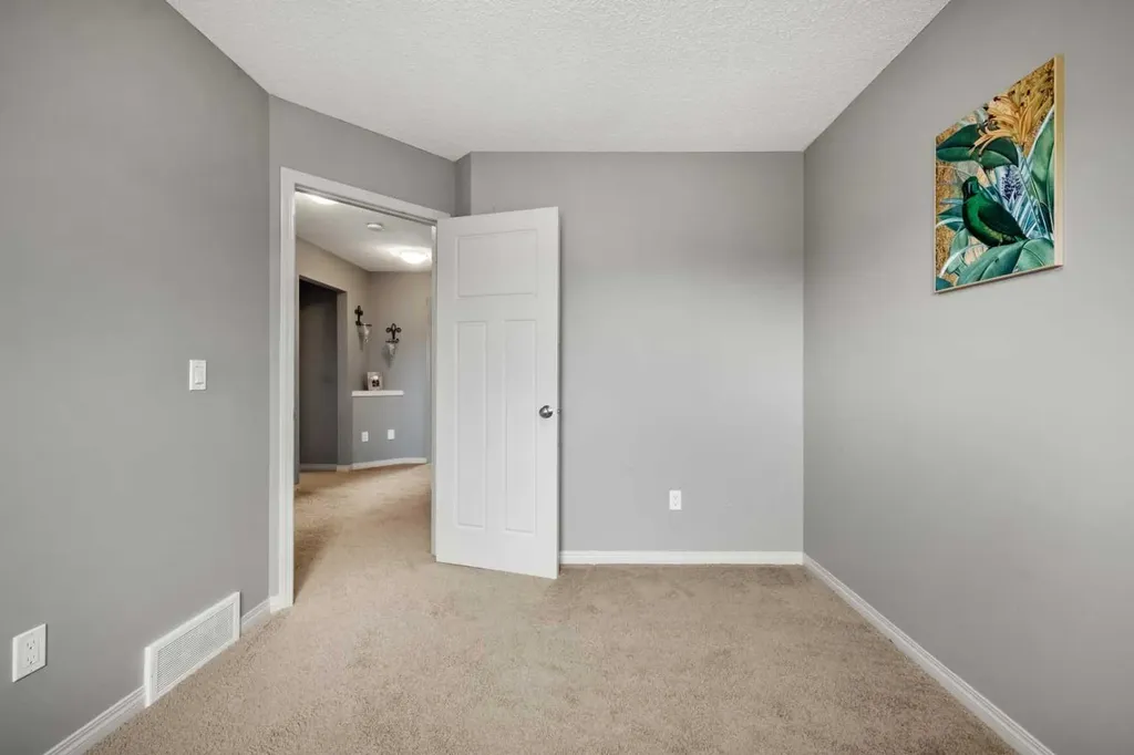 116 Drake Landing Loop Okotoks AB T1S 0H4
