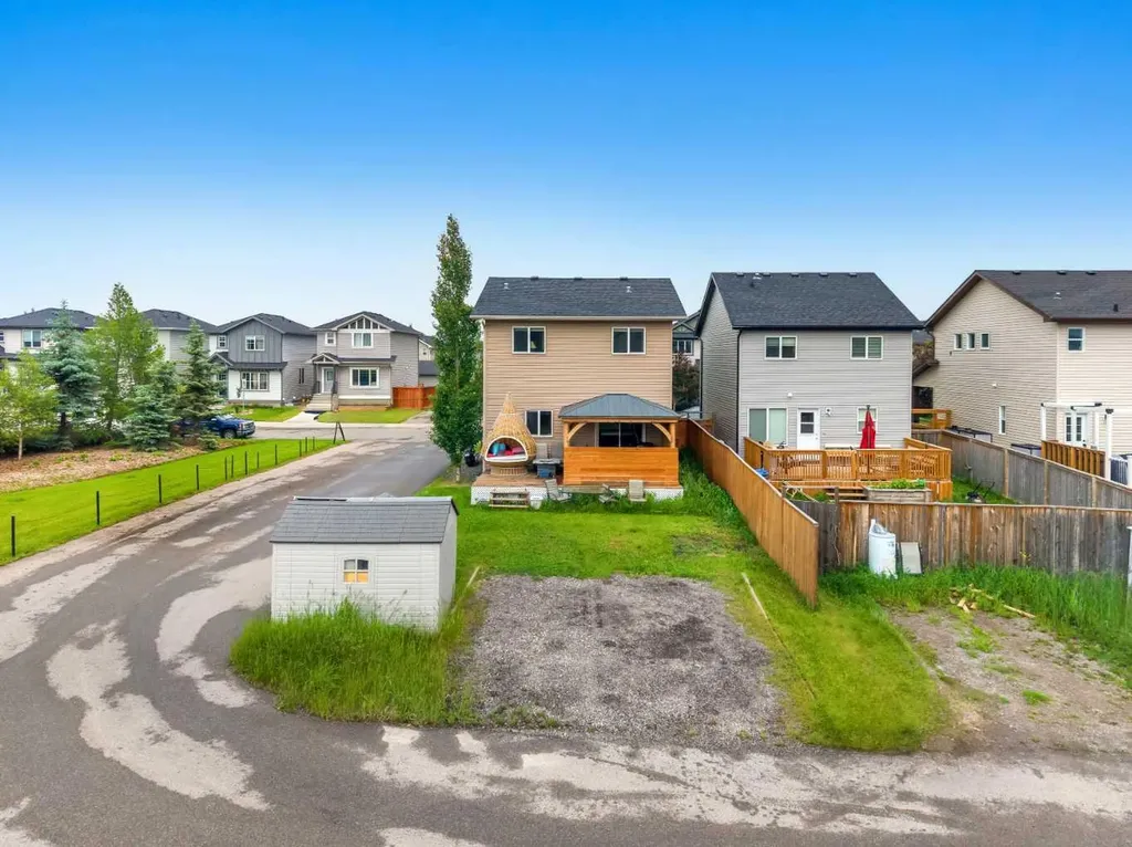 116 Drake Landing Loop Okotoks AB T1S 0H4