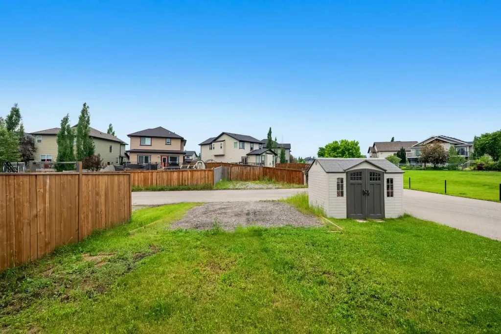 116 Drake Landing Loop Okotoks AB T1S 0H4