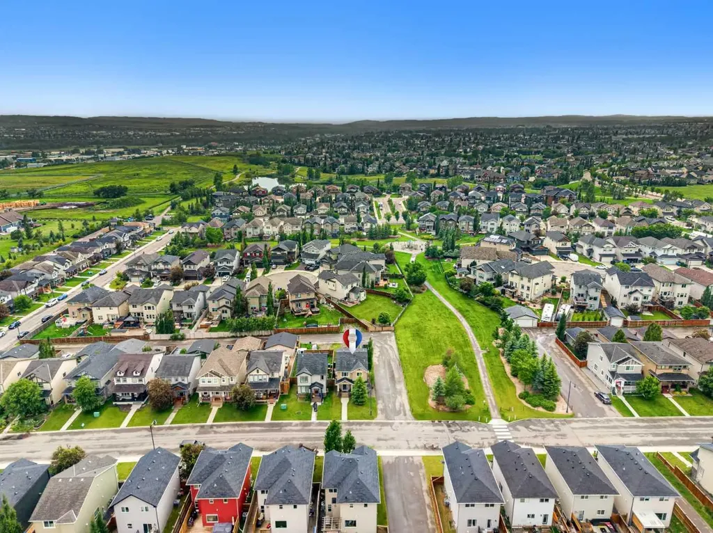 116 Drake Landing Loop Okotoks AB T1S 0H4