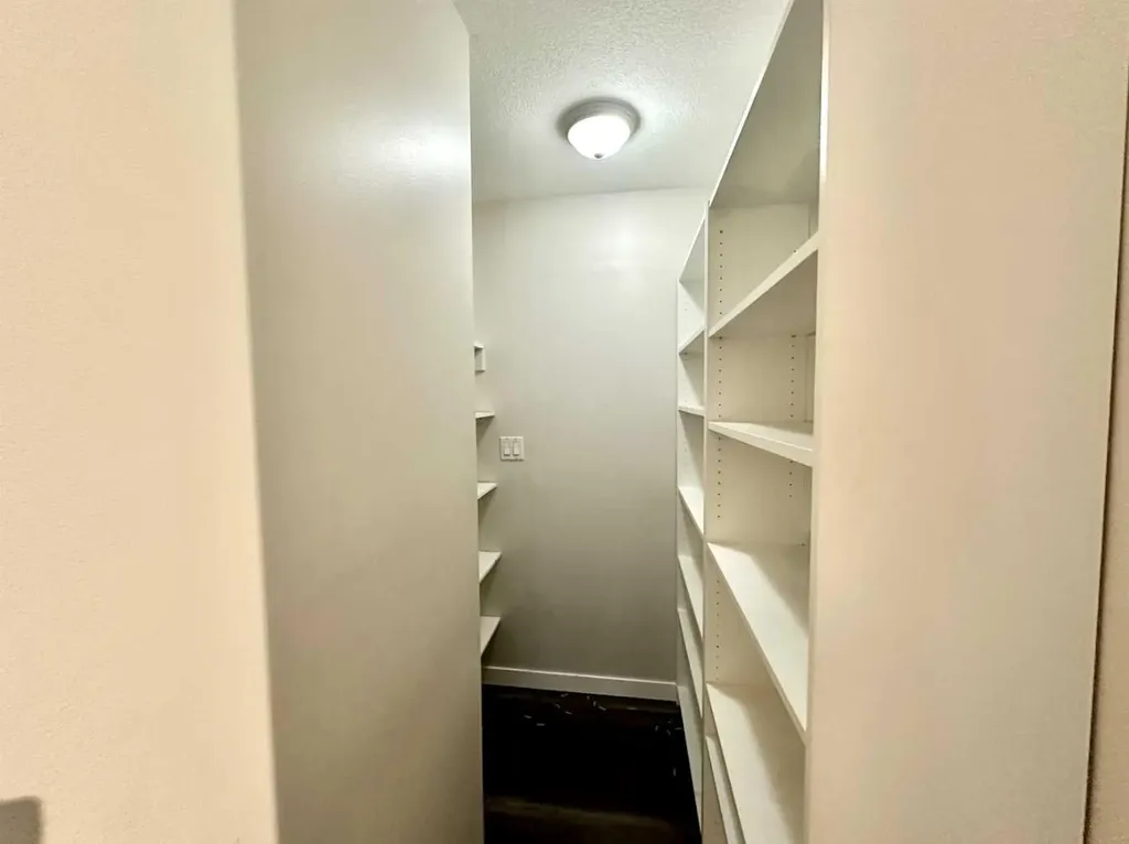 9245 99 Avenue Grande Prairie AB T8V3X4