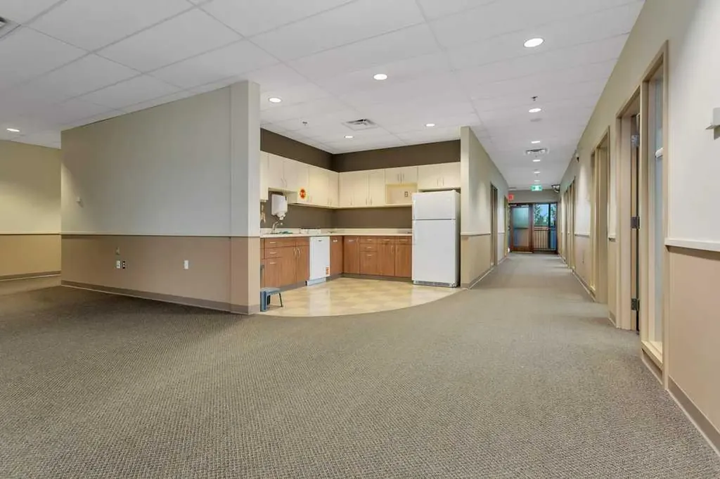 33 Schenk Industrial Road Sylvan Lake AB T4S 2J9