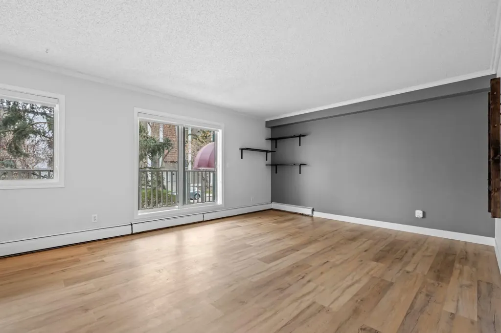 732 57 Avenue SW Calgary AB T2V0H4