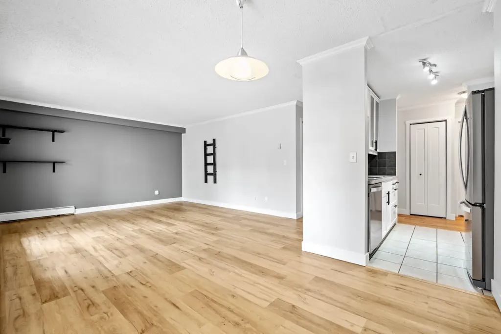 732 57 Avenue SW Calgary AB T2V0H4