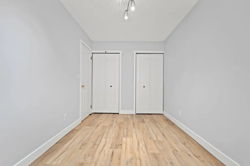 732 57 Avenue SW Calgary AB T2V0H4