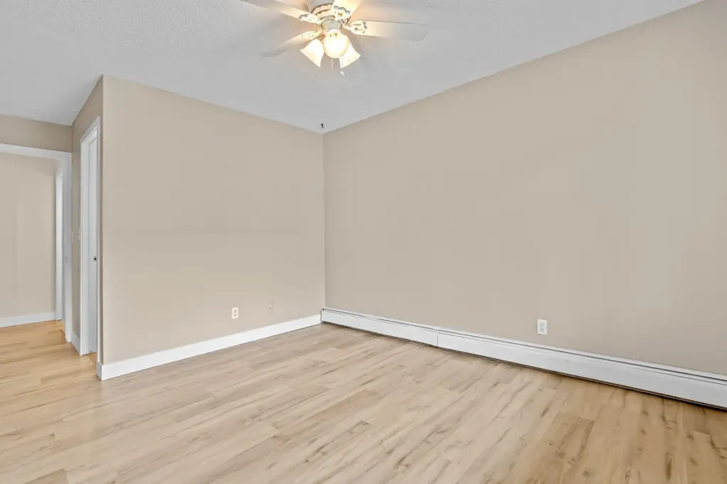 732 57 Avenue SW Calgary AB T2V0H4