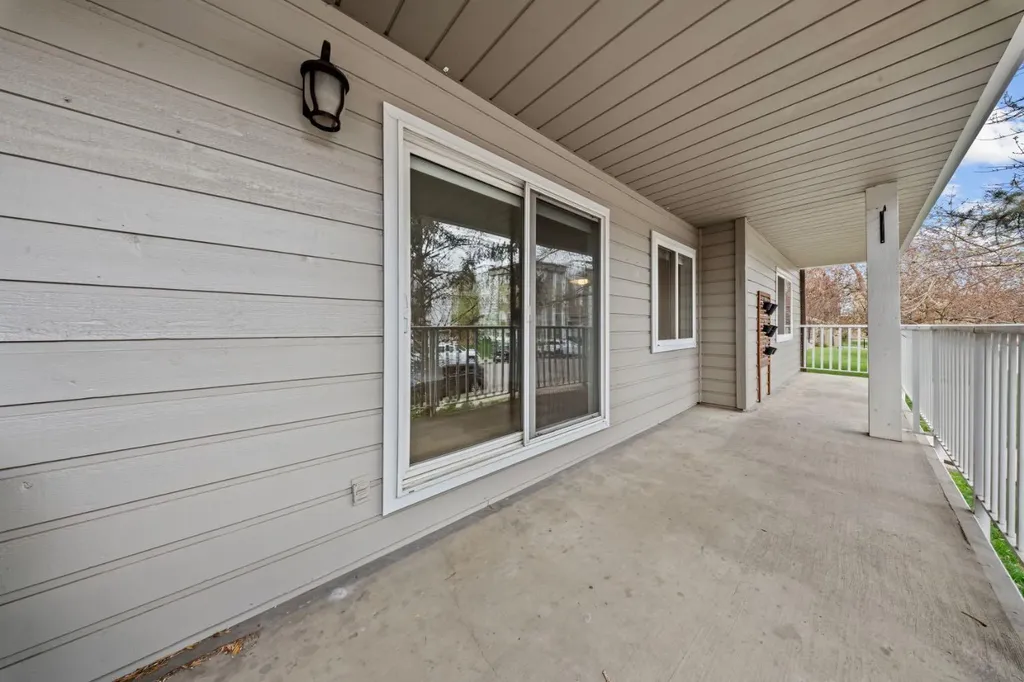 732 57 Avenue SW Calgary AB T2V0H4