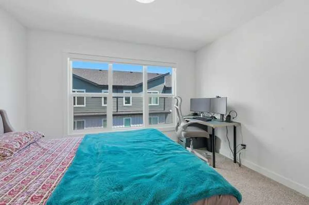 380 Seton Villas SE Calgary AB T3M 3T8