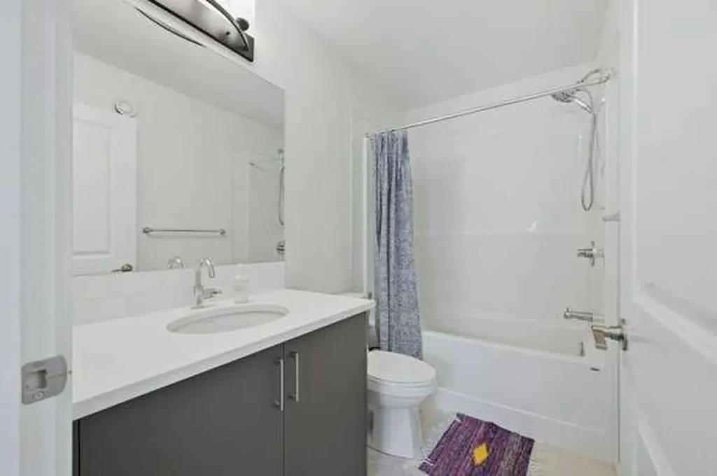 380 Seton Villas SE Calgary AB T3M 3T8