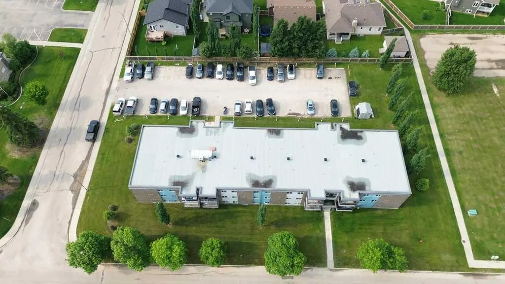 709 6 Avenue SE Slave Lake AB T0G 2A3