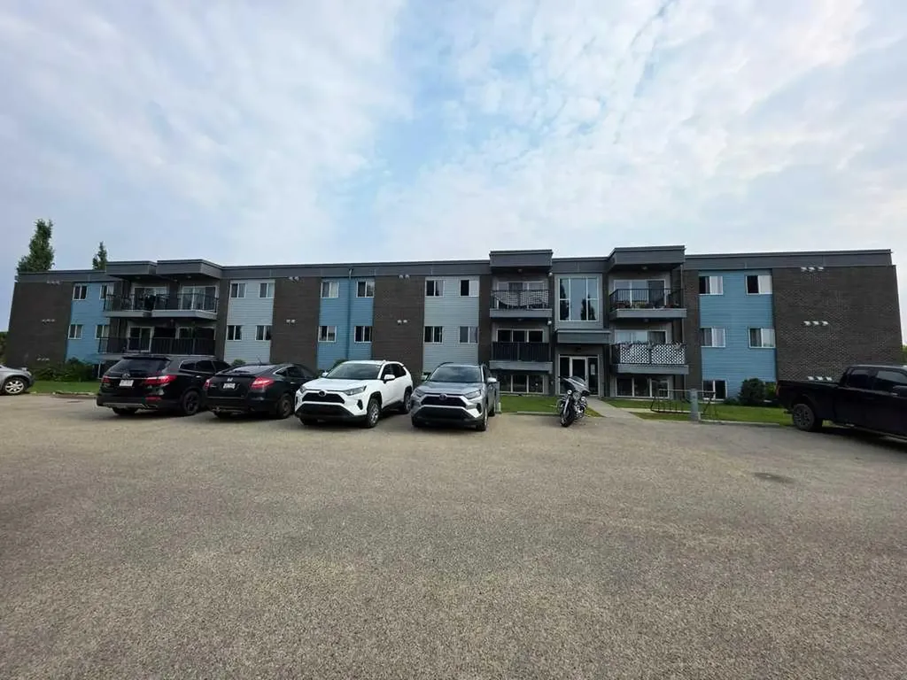 709 6 Avenue SE Slave Lake AB T0G 2A3