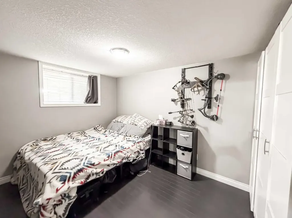 10761 74 Avenue Grande Prairie AB T8W 2T2