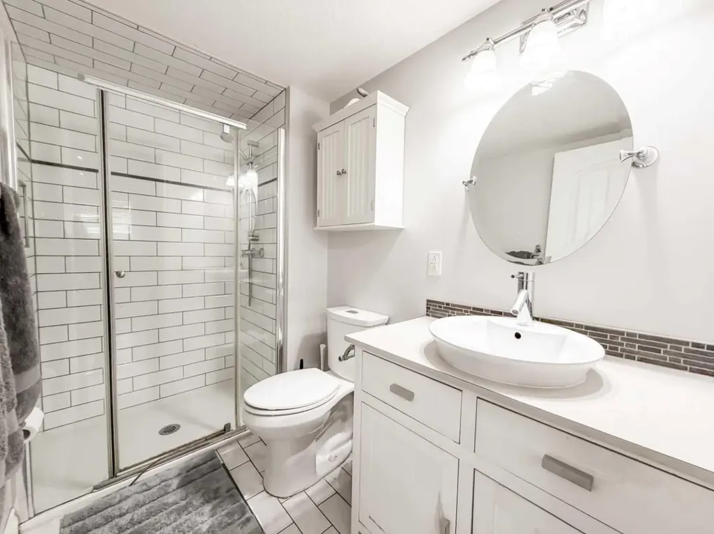 10761 74 Avenue Grande Prairie AB T8W 2T2