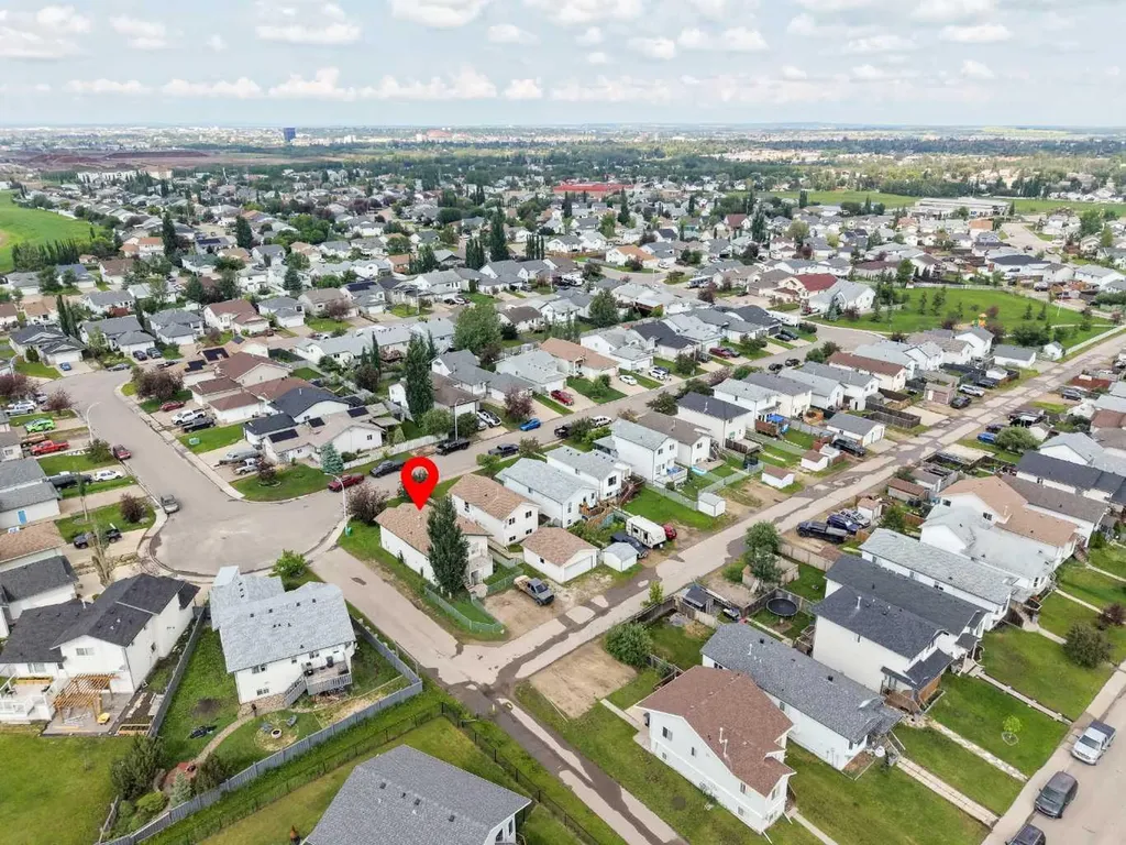 10761 74 Avenue Grande Prairie AB T8W 2T2