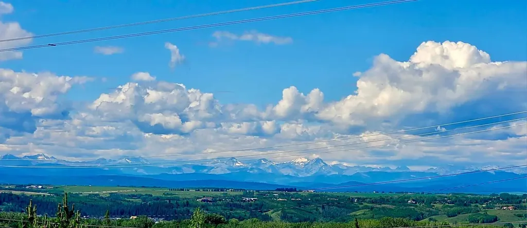 399 Tuscany Ridge Heights NW Calgary AB T3L 3B6