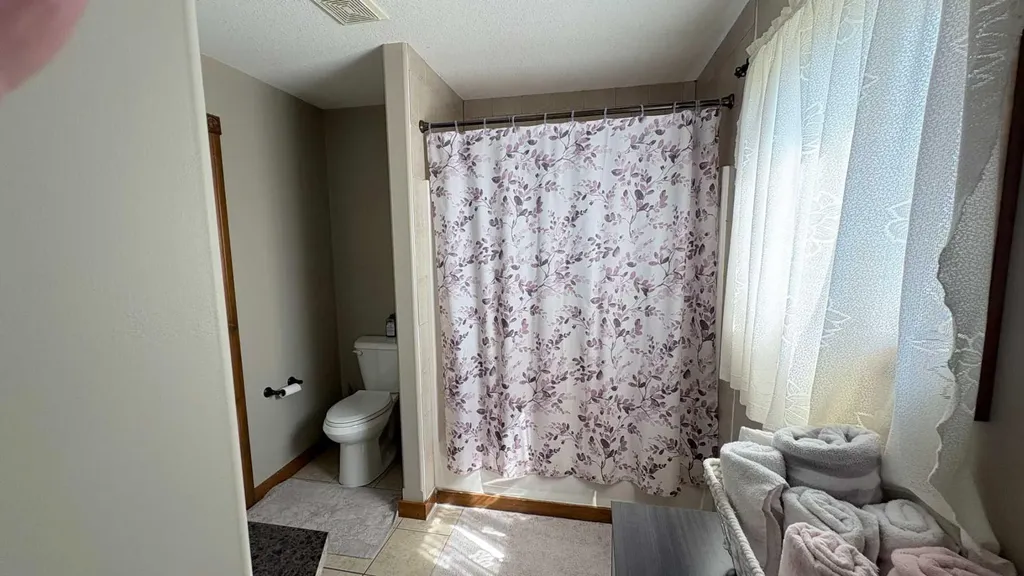 253 Westview Crescent Bow Island AB T0K 0G0