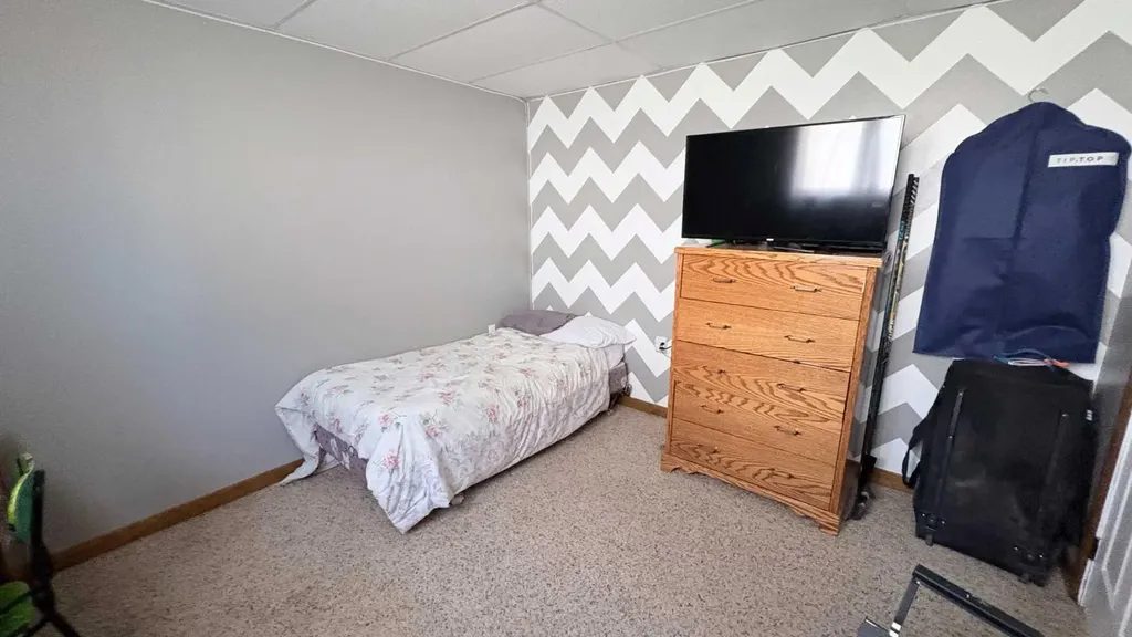 253 Westview Crescent Bow Island AB T0K 0G0