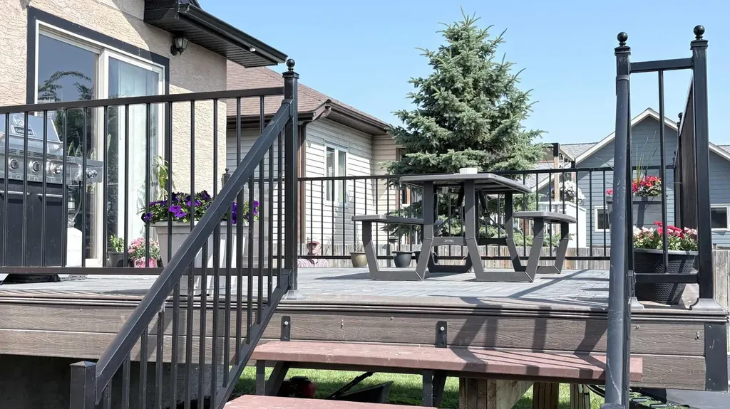 253 Westview Crescent Bow Island AB T0K 0G0