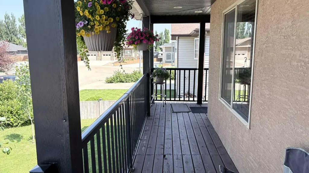 253 Westview Crescent Bow Island AB T0K 0G0