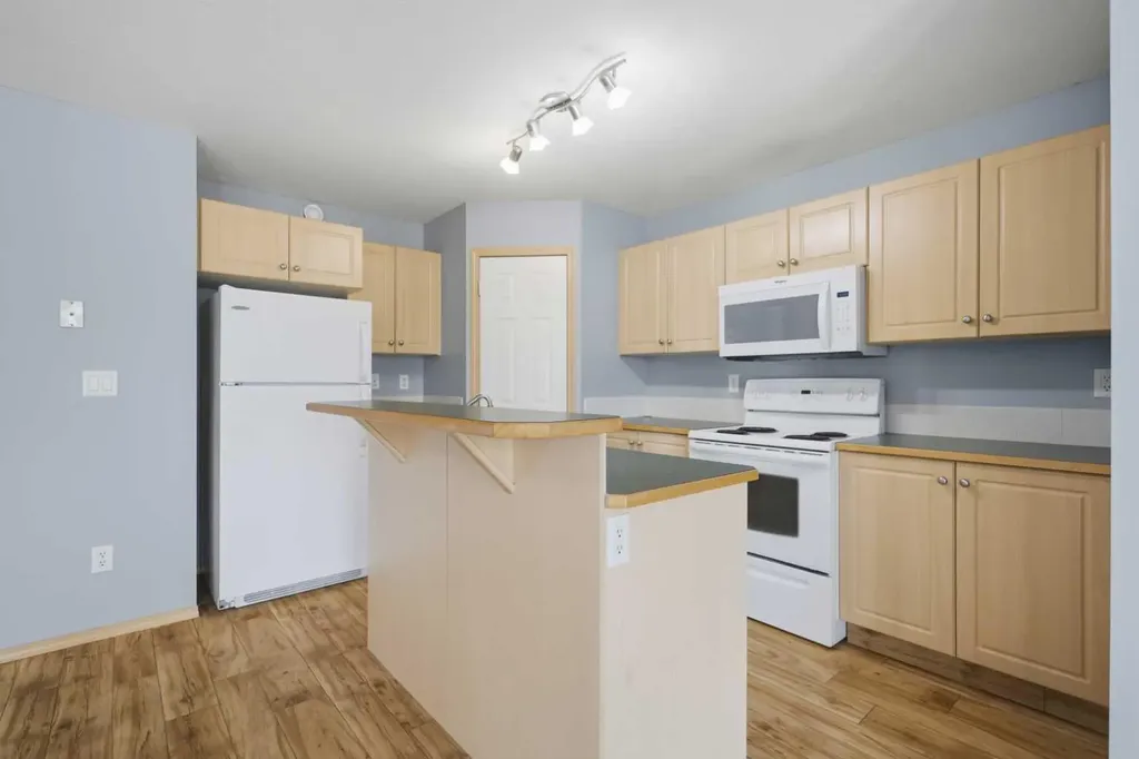 33 Jennings Crescent Red Deer AB T4P 0A3