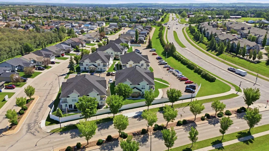33 Jennings Crescent Red Deer AB T4P 0A3