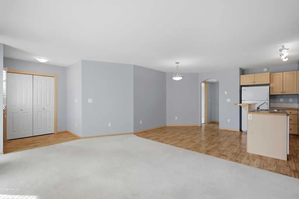 33 Jennings Crescent Red Deer AB T4P 0A3