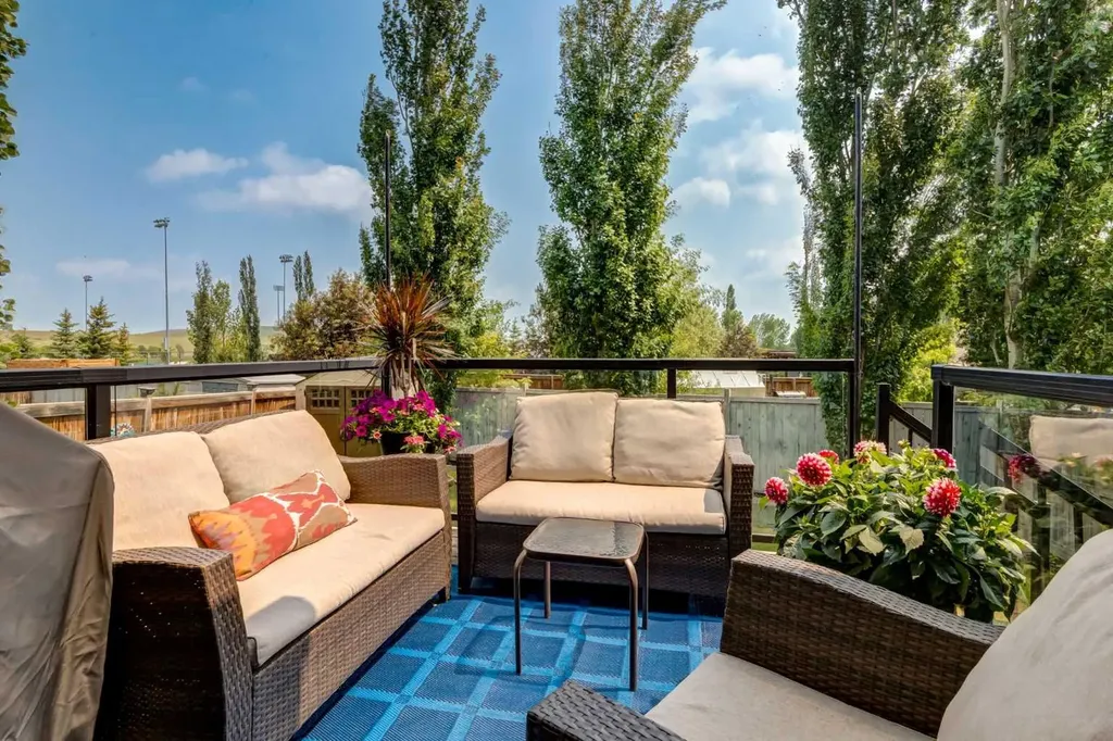 82 Brightoncrest Grove SE Calgary AB T2Z 0V5