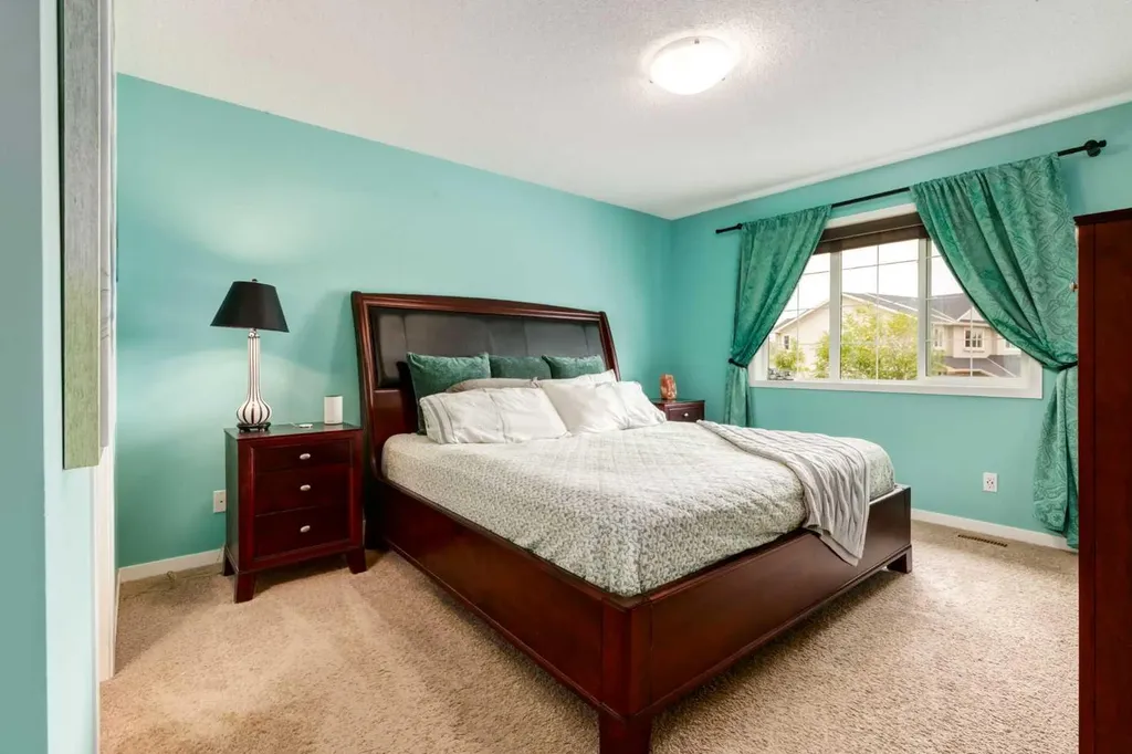 82 Brightoncrest Grove SE Calgary AB T2Z 0V5