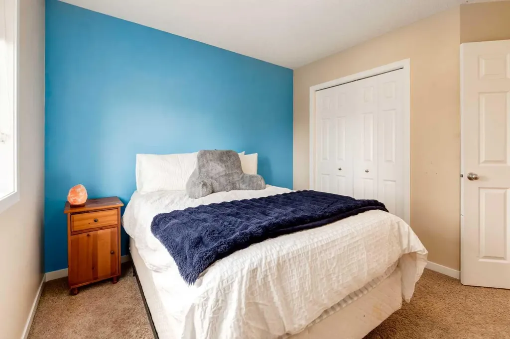 82 Brightoncrest Grove SE Calgary AB T2Z 0V5